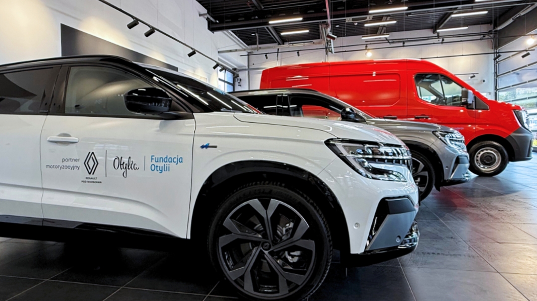 samochody od Renault PGD Warszawa dla Fundacji Otylii